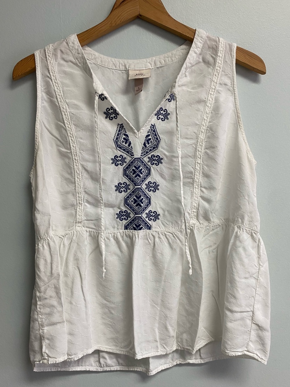 KNOX ROSE SLEEVELESS TOP - LARGE